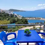 Sunrise Apartments